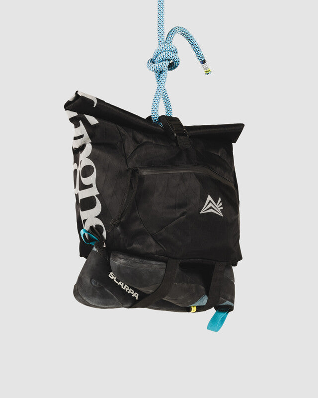 Send Station — hanging on rope, shoes strapped (packshot)
