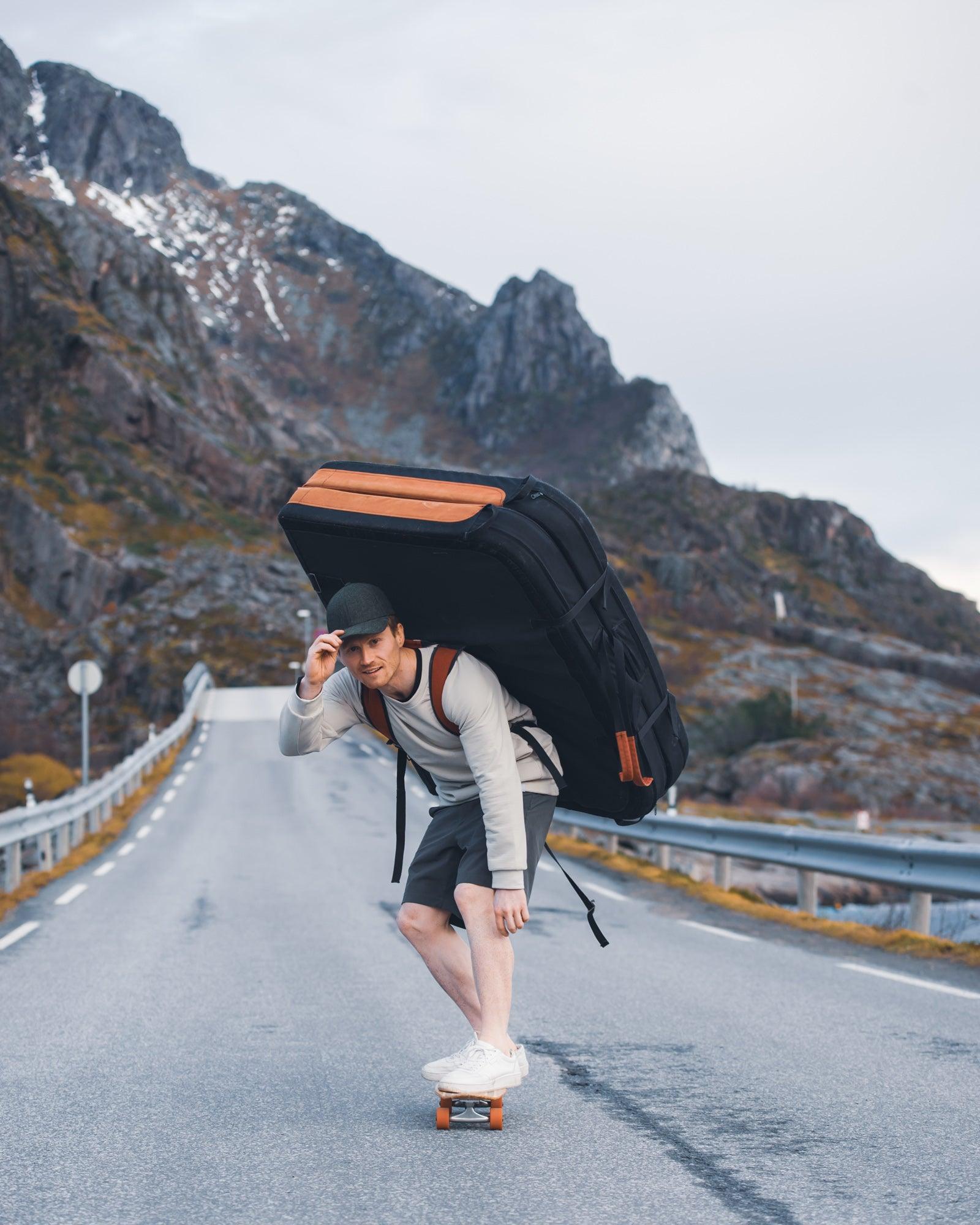 Rockin' the Crag Shorts: One Pair to Rule Them All! - Rúngne