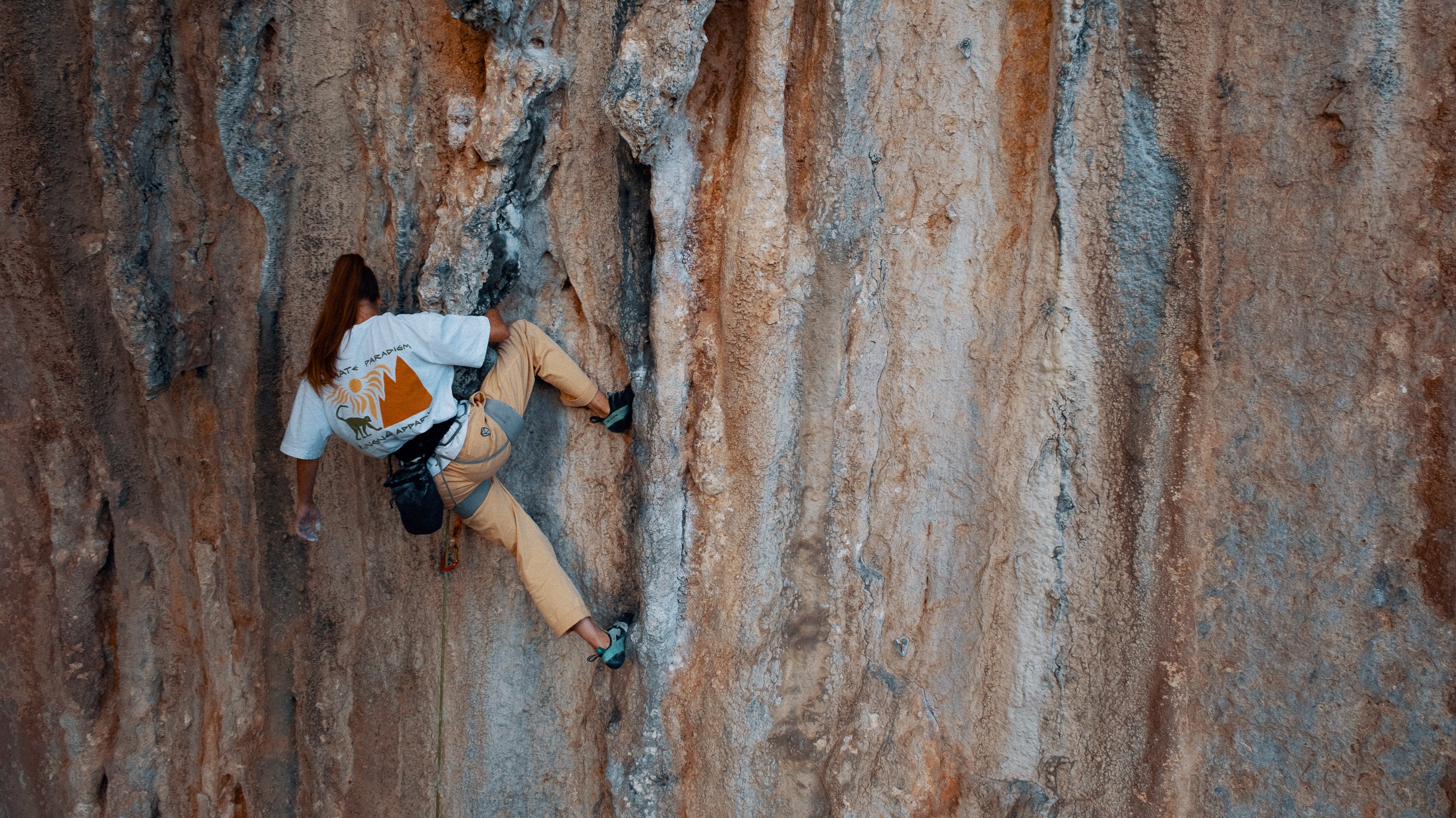 NEW Climbing Women