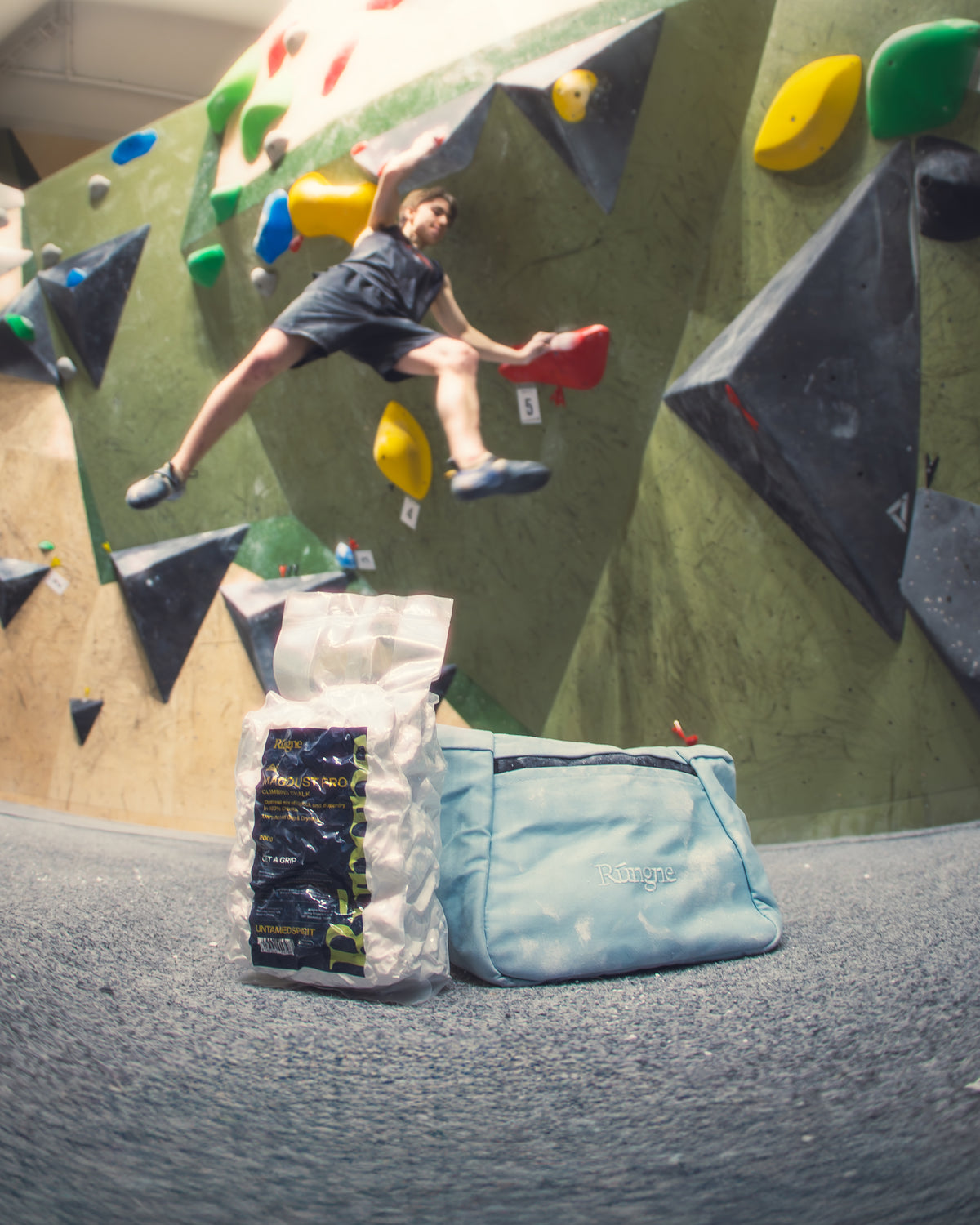 Magdust Pro at the gym — Gneiss